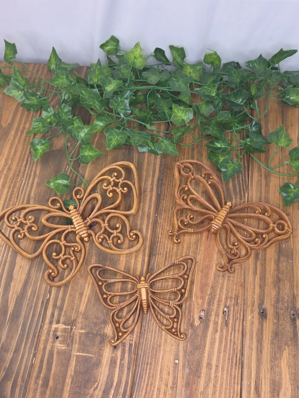 Home Interior Design. Vintage. Faux Wood. Butterfly Wall Decor Trio. Like New.